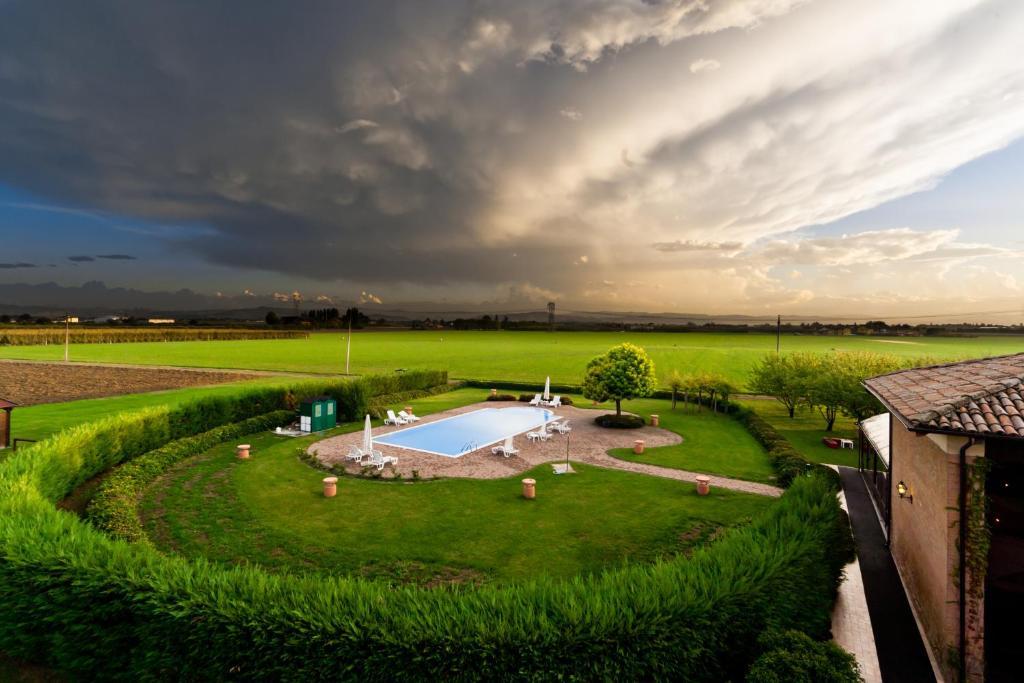 Agriturismo La Lupa Madonna della Provvidenza ภายนอก รูปภาพ