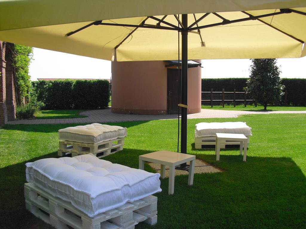 Agriturismo La Lupa Madonna della Provvidenza ภายนอก รูปภาพ